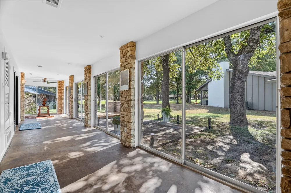 3902 Laramie Drive Granbury, TX 76049