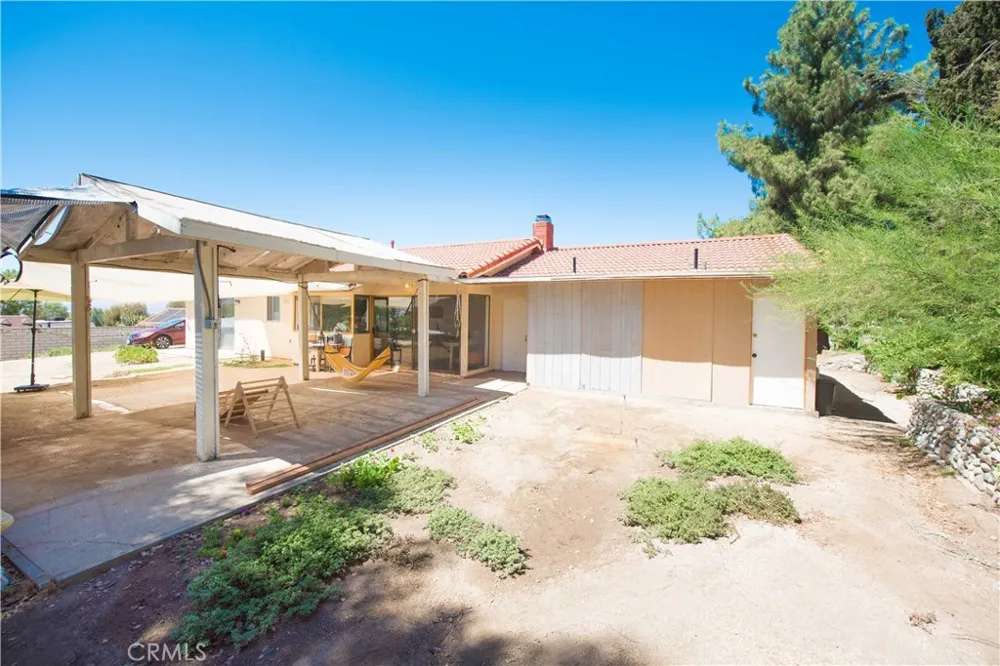 12340 Falcon Lane Moreno Valley, CA 92555