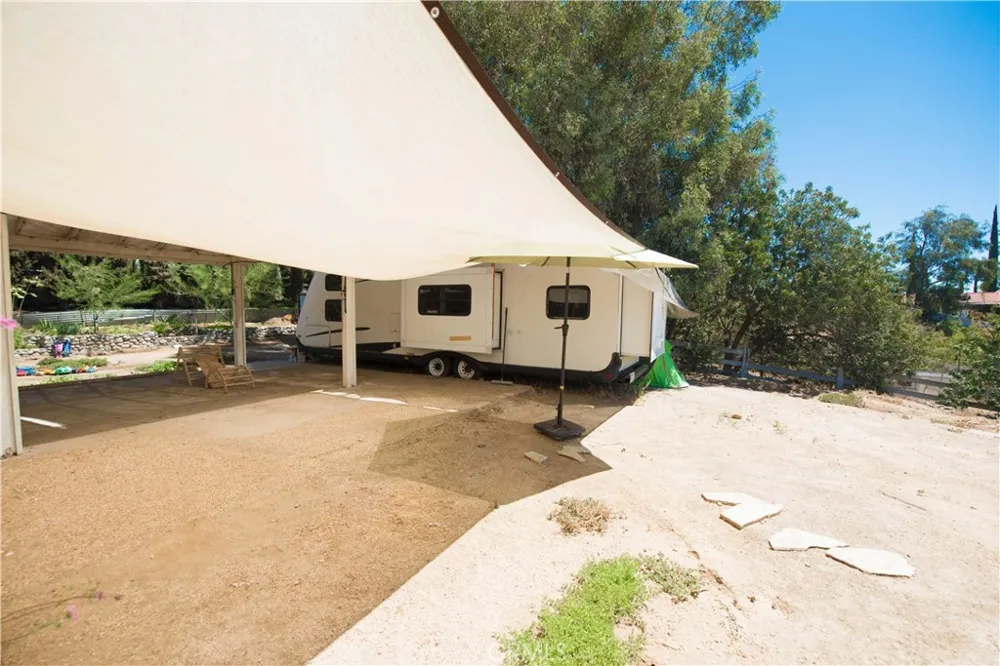 12340 Falcon Lane Moreno Valley, CA 92555