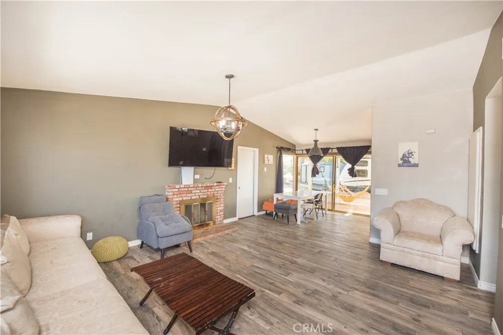 12340 Falcon Lane Moreno Valley, CA 92555