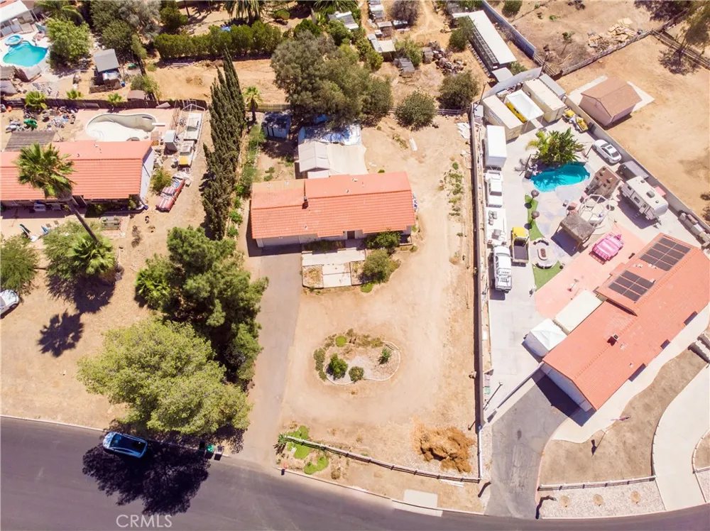 12340 Falcon Lane Moreno Valley, CA 92555