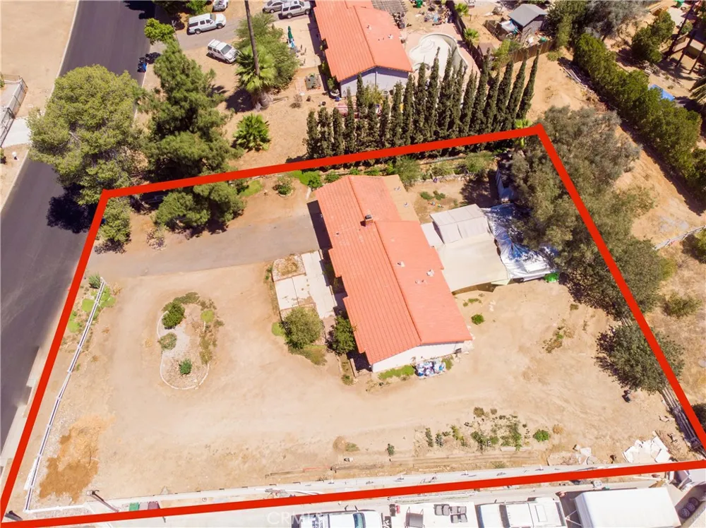 12340 Falcon Lane Moreno Valley, CA 92555