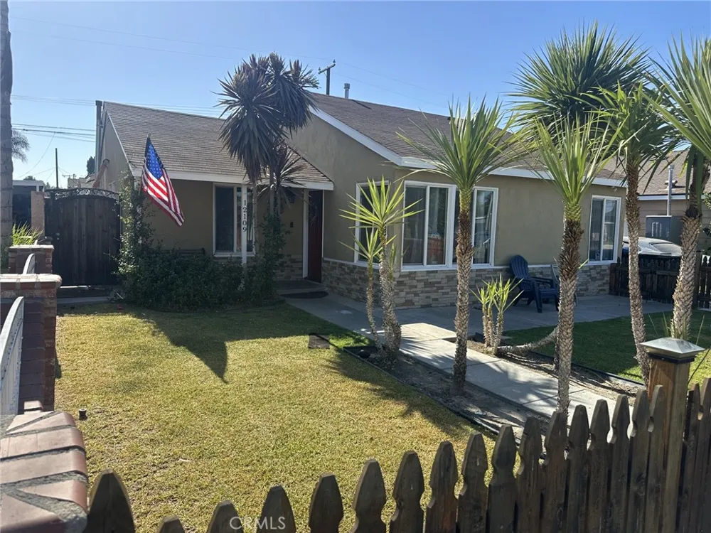 12109 Harvest Norwalk, CA 90650