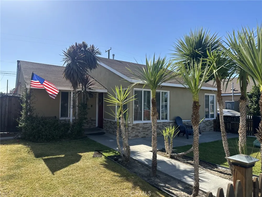 12109 Harvest Norwalk, CA 90650
