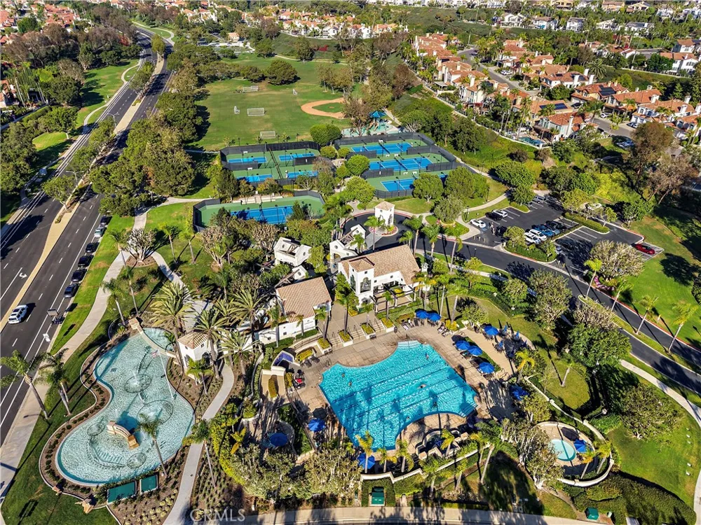 154 Chandon Laguna Niguel, CA 92677
