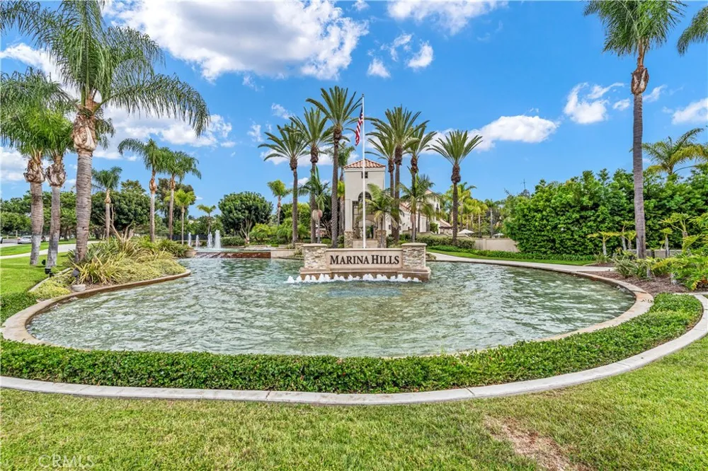 154 Chandon Laguna Niguel, CA 92677