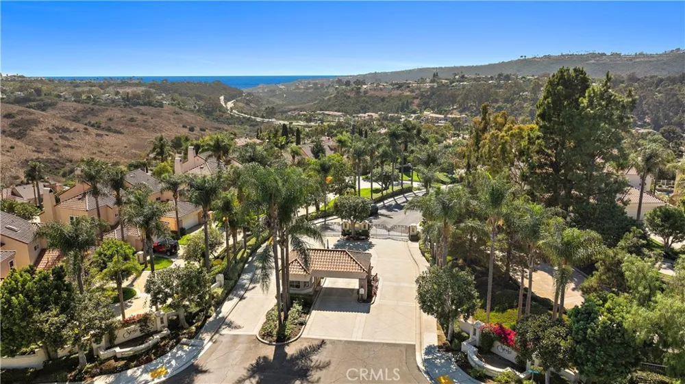 154 Chandon Laguna Niguel, CA 92677