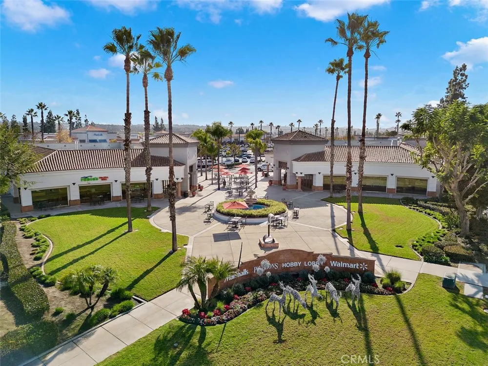 154 Chandon Laguna Niguel, CA 92677