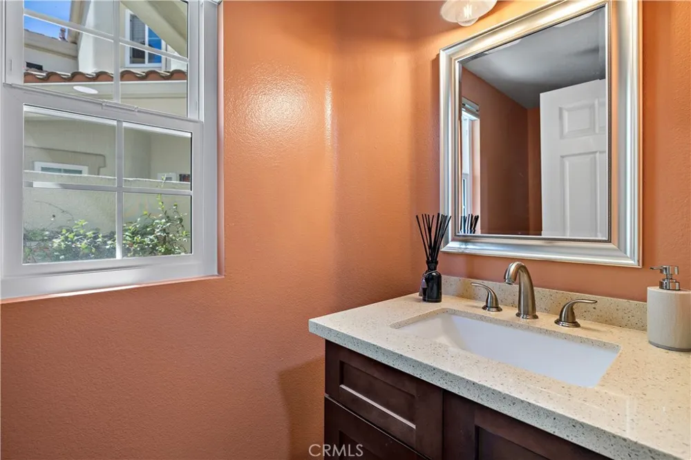 154 Chandon Laguna Niguel, CA 92677