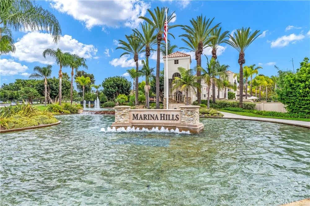 154 Chandon Laguna Niguel, CA 92677