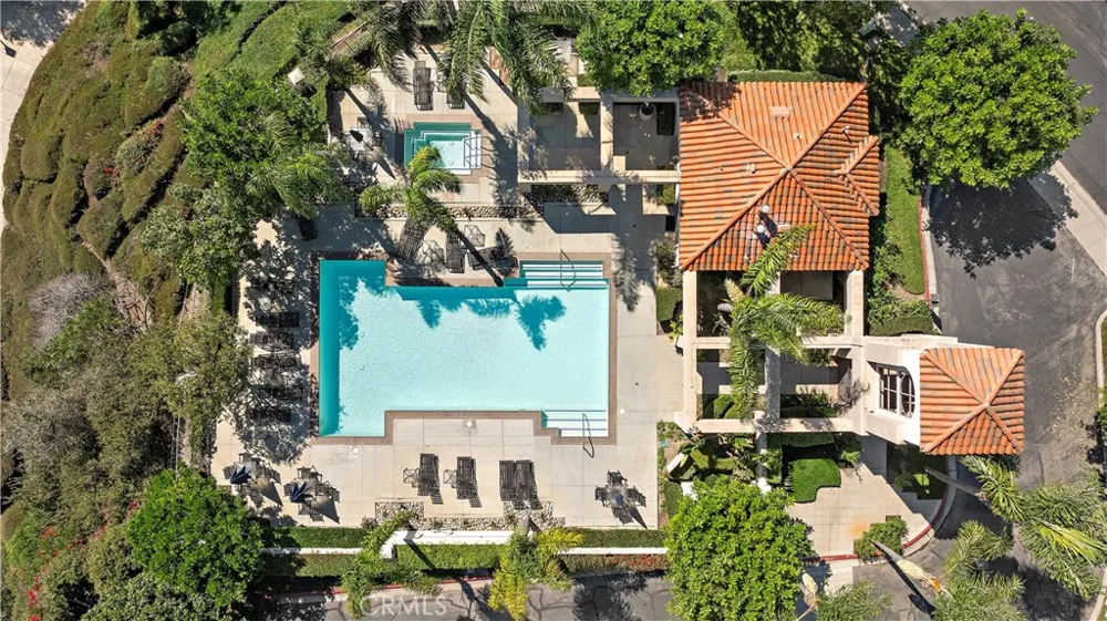 154 Chandon Laguna Niguel, CA 92677