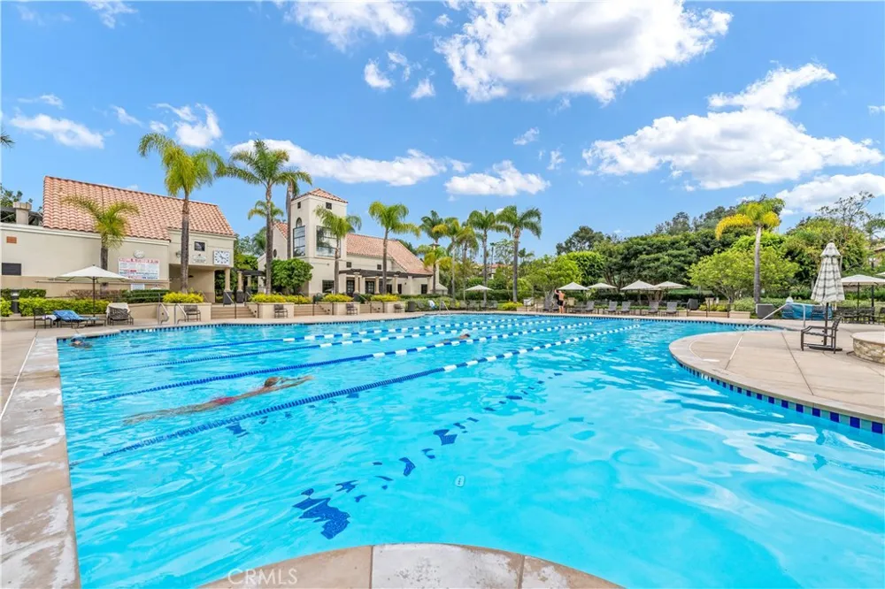 154 Chandon Laguna Niguel, CA 92677