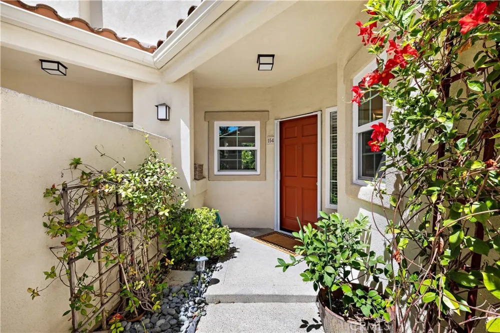 154 Chandon Laguna Niguel, CA 92677