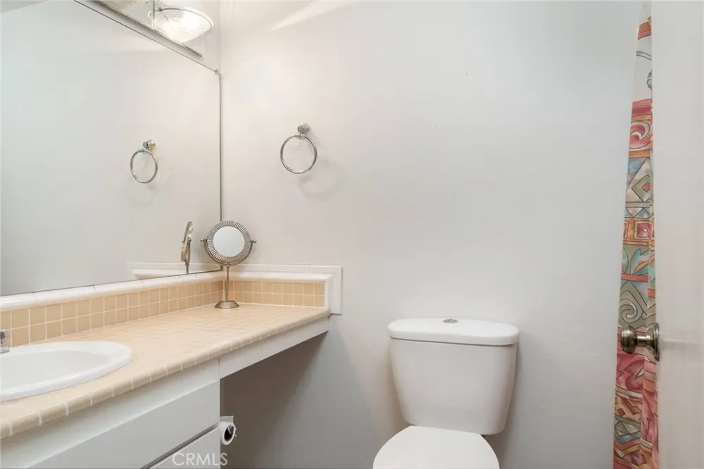 6134 Arroyo #1 Palm Springs, CA 92264