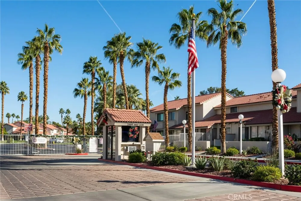 6134 Arroyo #1 Palm Springs, CA 92264