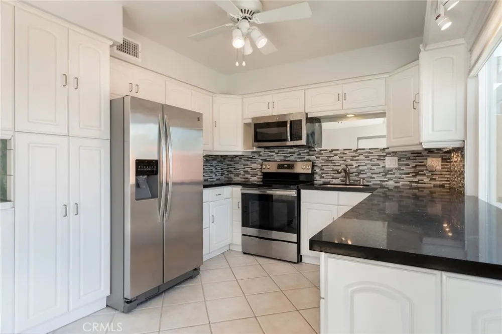 6134 Arroyo #1 Palm Springs, CA 92264
