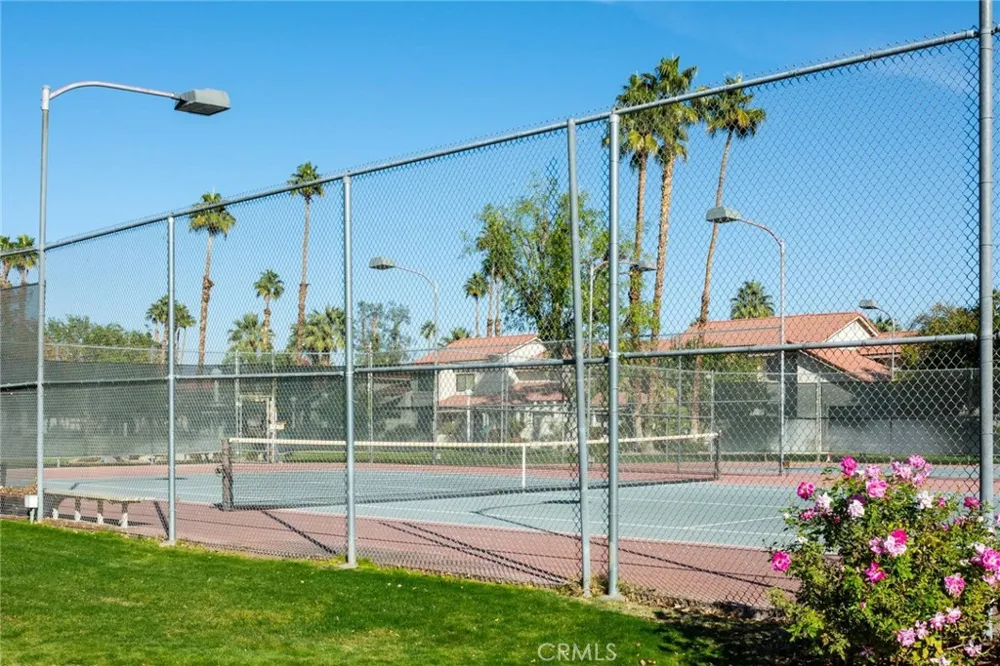 6134 Arroyo #1 Palm Springs, CA 92264