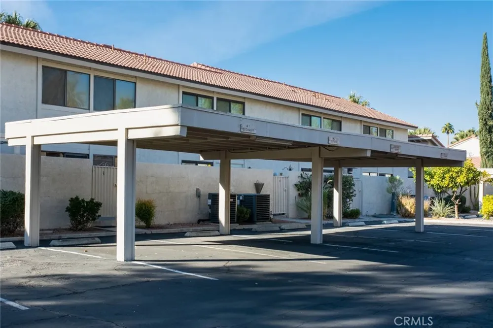 6134 Arroyo #1 Palm Springs, CA 92264