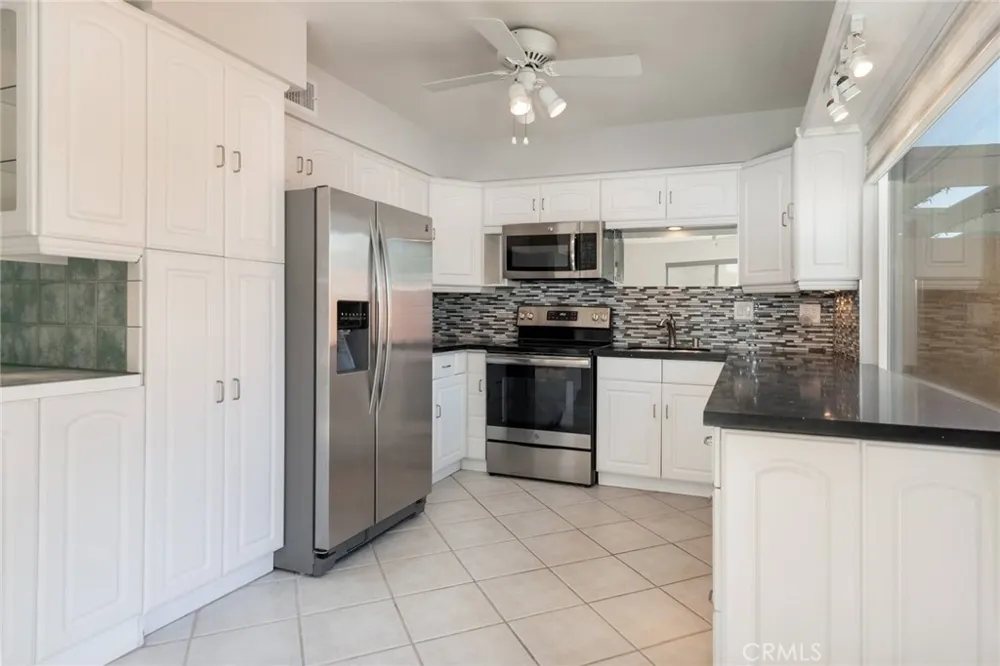 6134 Arroyo #1 Palm Springs, CA 92264