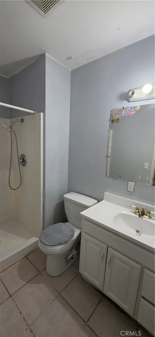 37351 52nd E Palmdale, CA 93552