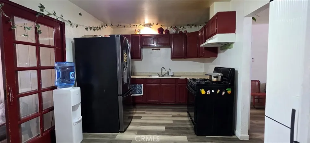 37351 52nd E Palmdale, CA 93552