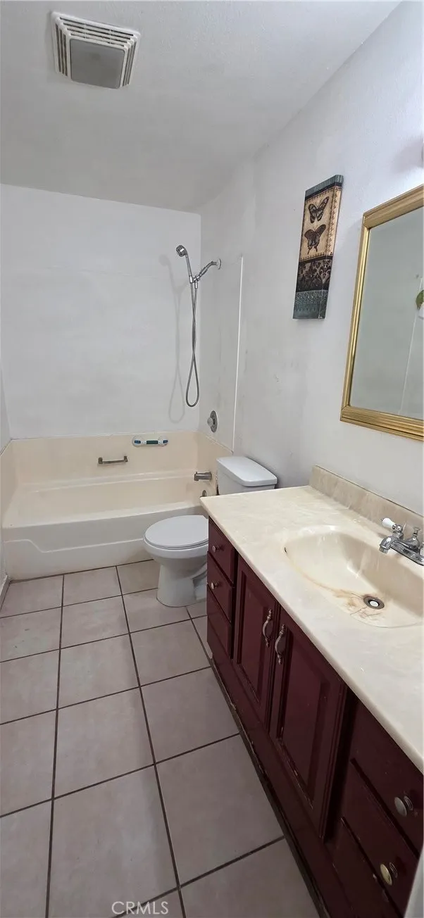 37351 52nd E Palmdale, CA 93552