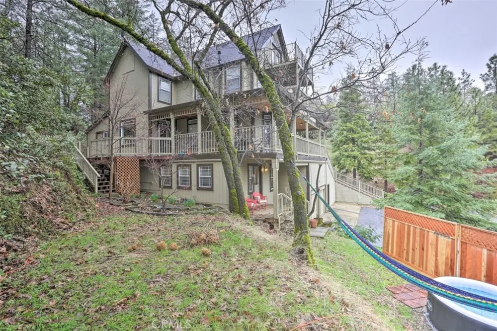 50 Tall Pines Court Applegate, CA 95703