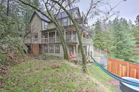 50 Tall Pines Court