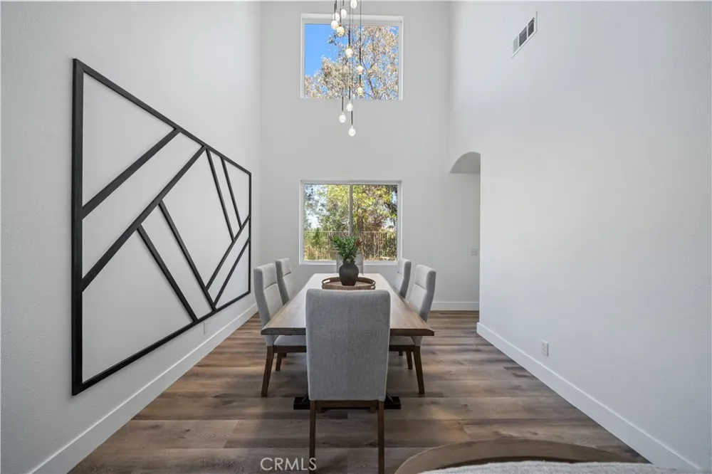 41258 Pine Tree Temecula, CA 92591