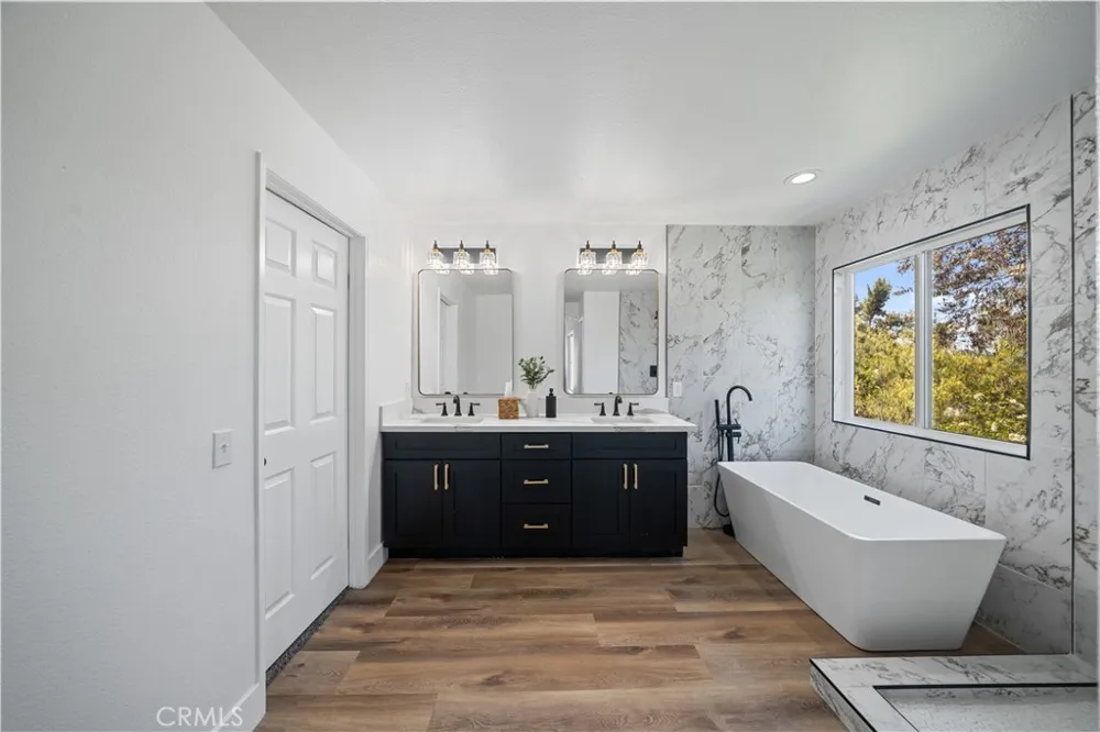 41258 Pine Tree Temecula, CA 92591