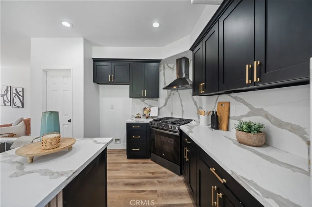 41258 Pine Tree Temecula, CA 92591