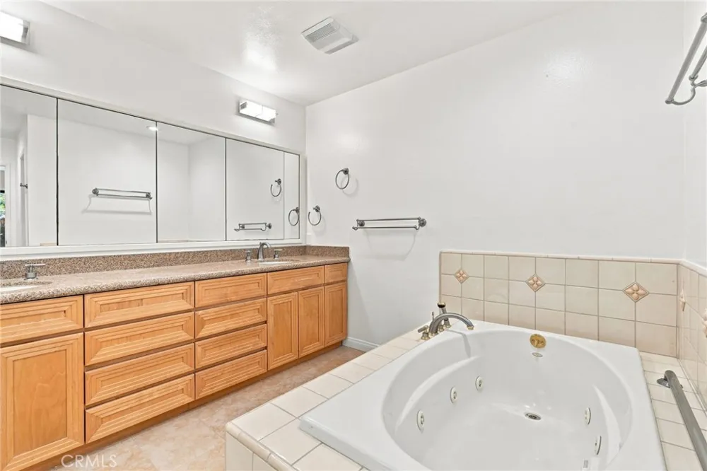 4033 Lamarr Ave. Culver City, CA 90232