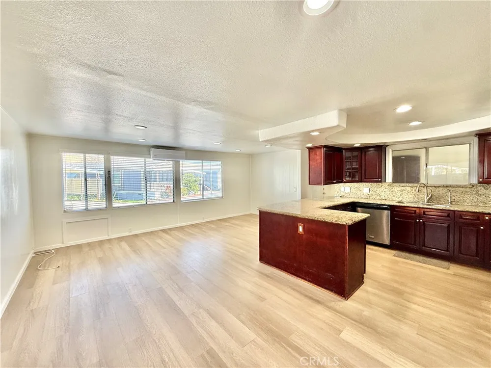 14081 Magnolia #140 Westminster, CA 92683