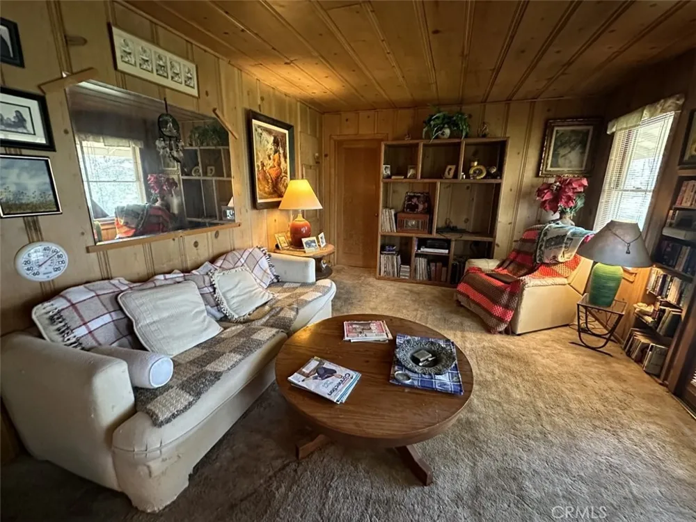 50330 Road 426 Oakhurst, CA 93644