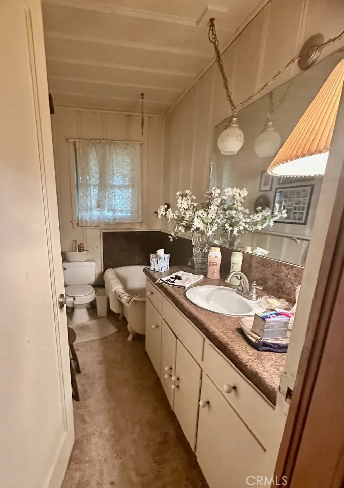 50330 Road 426 Oakhurst, CA 93644