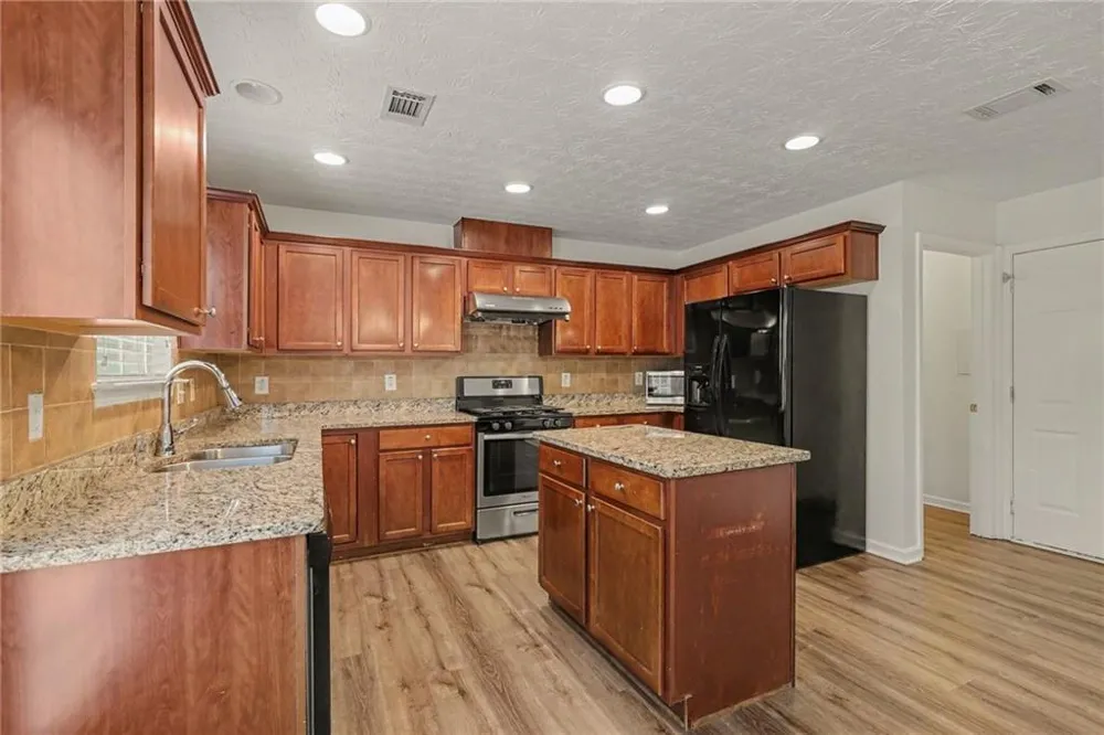 4043 Roxberry Hill Lane Buford, GA 30518