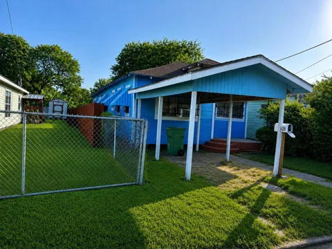 809 Booker Washington Avenue