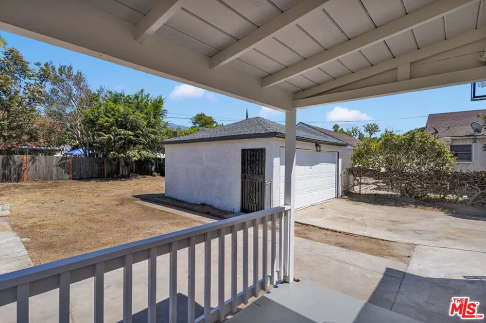 422 W 34th Street San Bernardino, CA 92405