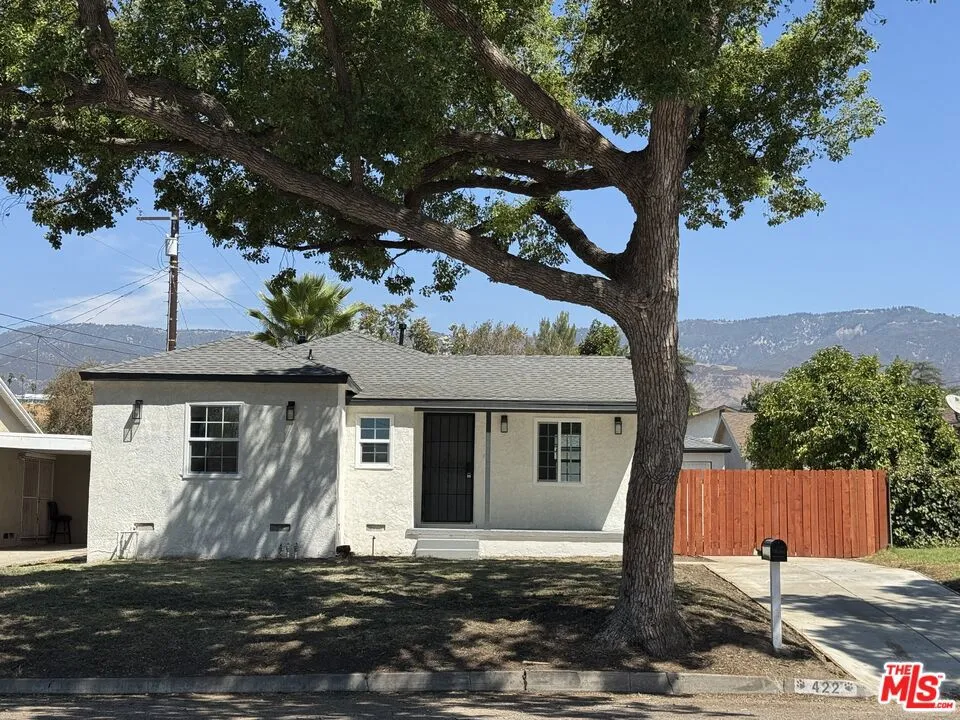 422 W 34th Street San Bernardino, CA 92405