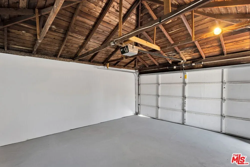 422 W 34th Street San Bernardino, CA 92405