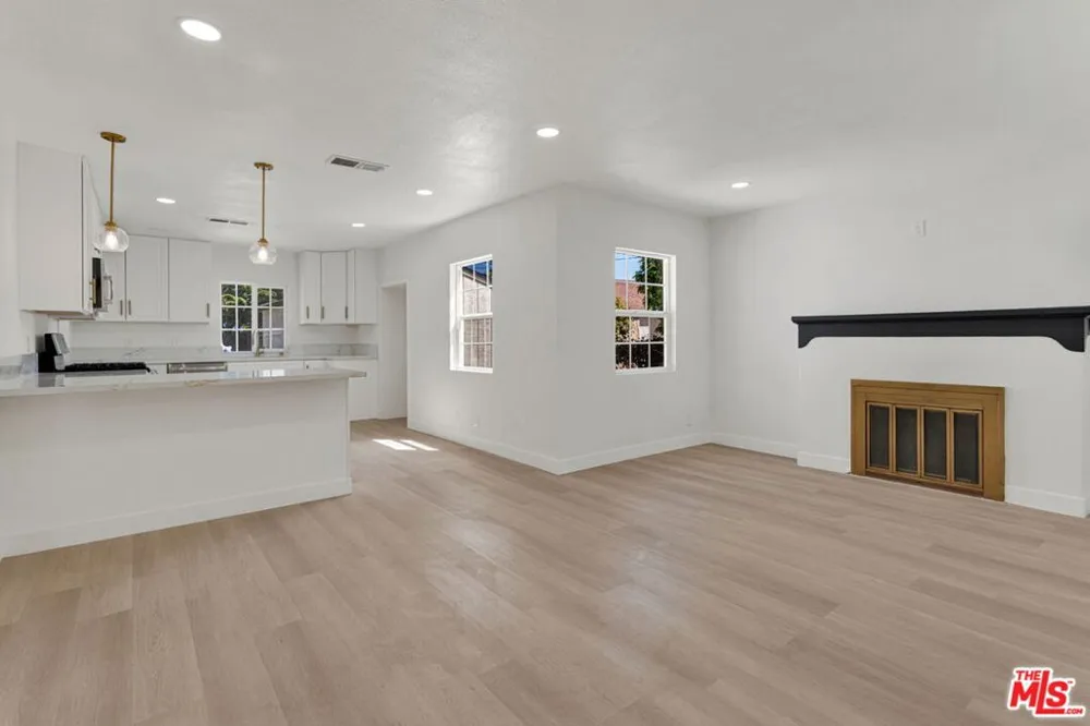 422 W 34th Street San Bernardino, CA 92405