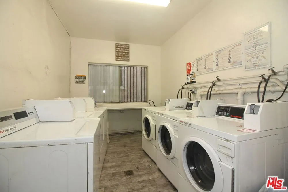 647 18th Street #311a Los Angeles, CA 90015