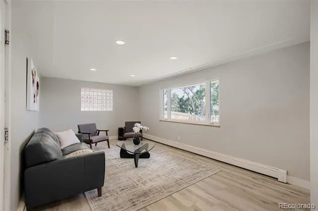 960 S Arbutus Street Denver, CO 80228