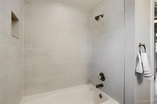 960 S Arbutus Street Denver, CO 80228