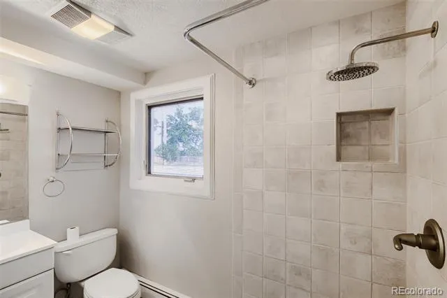 960 S Arbutus Street Denver, CO 80228