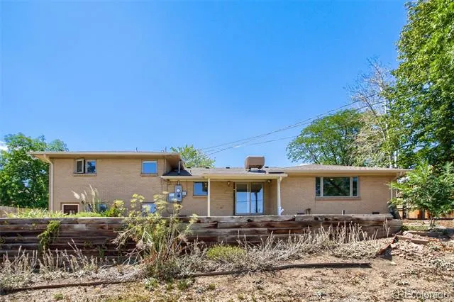 960 S Arbutus Street Denver, CO 80228
