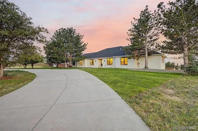 16920 E Easter Avenue Foxfield, CO 80016