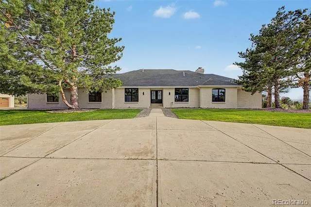 16920 E Easter Avenue Foxfield, CO 80016