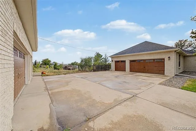 16920 E Easter Avenue Foxfield, CO 80016