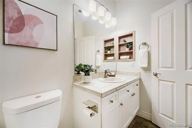 4376 S Quail Street Littleton, CO 80127